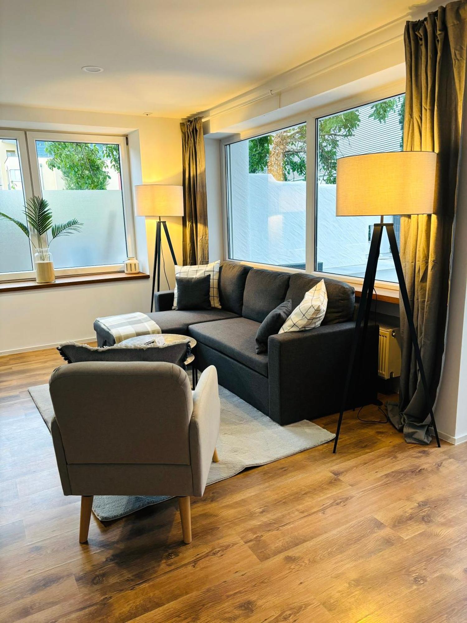 Apartamento Jacuzzi Terrasse 55' Tv Kueche Regendusche Bad Bellingen Exterior foto